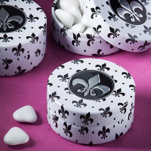 4749_med wedding favor tins
