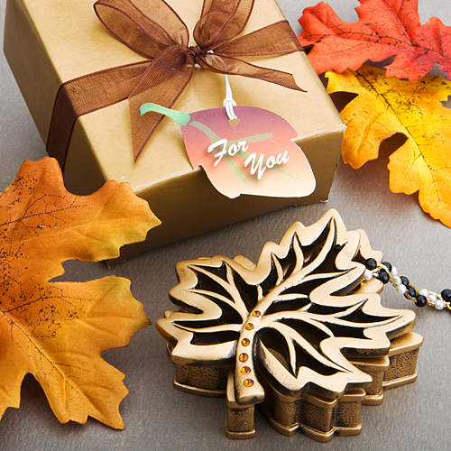 Fall Wedding Favor Ideas with Leaf Themes Fall Wedding Favor Ideas with Leaf Themes