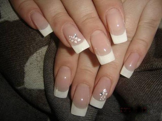 8 Beautiful Manicure Ideas for Your Wedding Day Simple Manicure