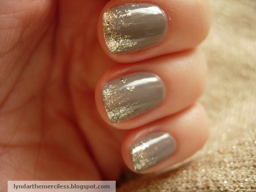 8 Beautiful Manicure Ideas for Your Wedding Day Silver and Gray Manicure