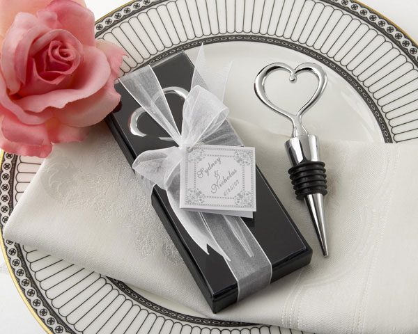 5 Charming Valentine’s Day Wedding Favors Chrome Heart Bottle Stopper in Showcase Display Box