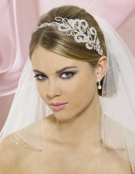 Getting Married in 2013: 5 Wedding Traditions You Can and Should Skip Bridal Headband