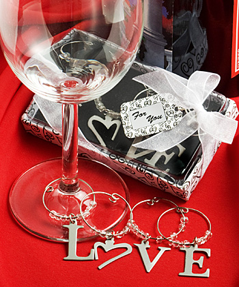 LOVE Wine Charms wedding favors