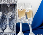 Butterfly Design Toasting Flutes wedding favors