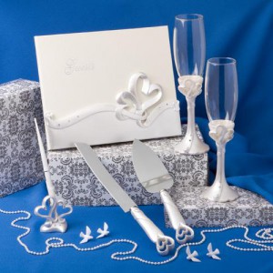 Interlocking Heart Themed Wedding Day Accessory Set wedding favors