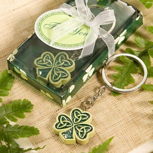 Shamrock/Trinity Love Knot Key Rings wedding favors