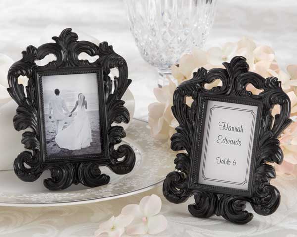 Wedding favor photo holder