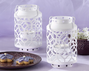 "Skylights" white, Openwork Mini Lantern wedding favors