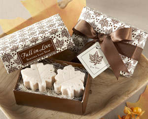 "Fall in Love" Scented Leaf-Shaped Soaps wedding favors
