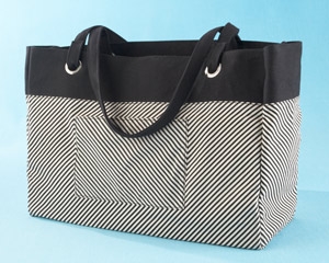 "Kensington" Personalized Reversible Tote with Wristlet wedding favors