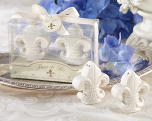 "Fleur-de-Lis" Ceramic Salt & Pepper Shakers wedding favors
